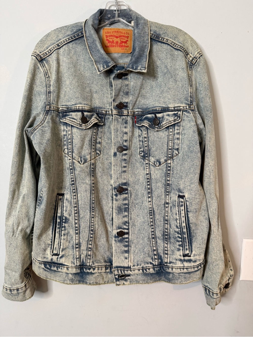 Levi's Light Blue Acid Wash Denim Jacket - Button Front Trucker
